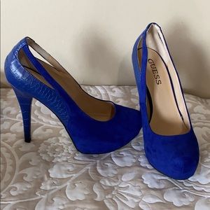 NWOT Guess heels